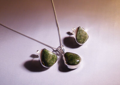 agate pendant and earrings